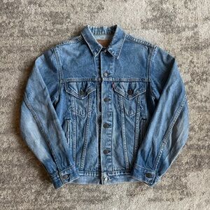 Vintage Levi’s 80s Trucker Type 3 Light Wash Faded Denim Made In USA Jacket